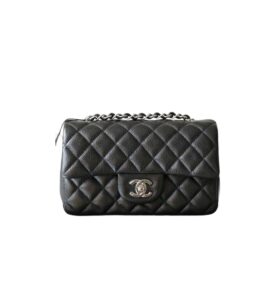 샤넬[chanel/팬더샵]클래식 플랩 백 미니(블랙/은장/캐비어)