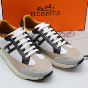 [국내배송]에르메스 트레일 스니커즈