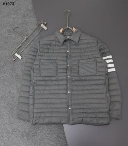 [국내배송]톰브라운 4바 경량 패딩