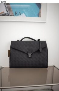 [국내배송]보테가베네타 [BOTTEGA VENETA] 수입고급 인트레치아토 브리프케이스