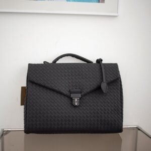 [국내배송]보테가베네타 [BOTTEGA VENETA] 수입고급 인트레치아토 브리프케이스