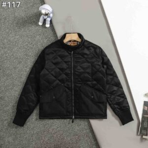 [국내배송]버버리 다이아몬드 퀼팅 해링턴 자켓