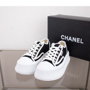 [국내배송]샤넬 통굽 캔버스 스니커즈
