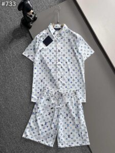 [국내배송]루이비통 모노그램 반팔 셔츠 & 팬츠 세트