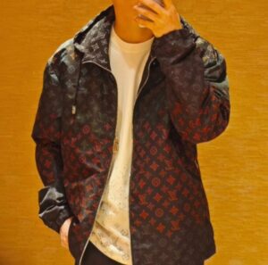 [국내배송]루이비통 모노그램 바람막이 후드자켓