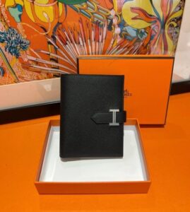 [국내배송]에르메스 반 지갑