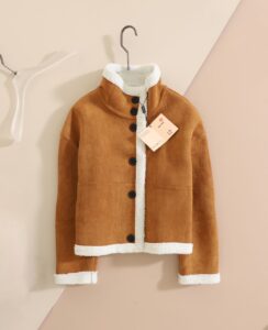 [국내배송]미우미우 [ Miu ] 수입 터들넥 스웨이드 리버서블 덤블 무스탕