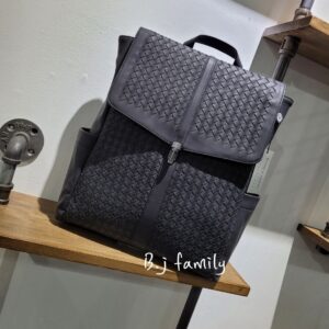 [국내배송]보테가 베네타 카프스킨 신상백팩