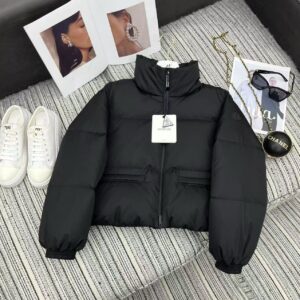 [국내배송]몽클레어 25FW 비섹 Vissec 쇼트 다운 패딩 재킷 블랙