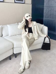 [국내배송]로로피아나 [LOLO PIANA] 여성 후드 기모 집업 셋트