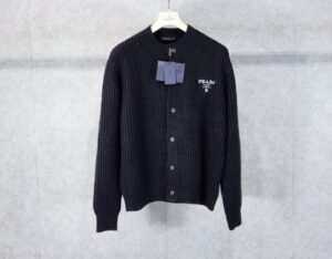 [국내배송]프라다 캐시미어 폴로 가디건