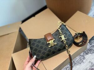 [국내배송]셀린느 트리오페 체인백