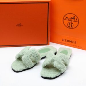 [국내배송]에르메스 오란 양털 시어링 샌들 슬리퍼