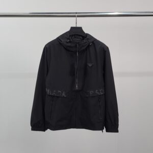 [국내배송]프라다 프리미엄 로고와펜 윈드자켓