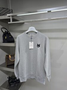 [국내배송]몽클레어 로고패치 맨투맨 티셔츠