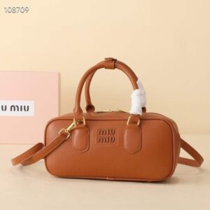 [국내배송]미우미우 아르카디 가죽백