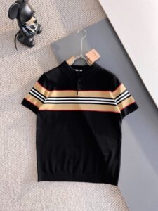 [국내배송]버버리 2025S/S 단가라 포인트 쿨니트 카라 티셔츠