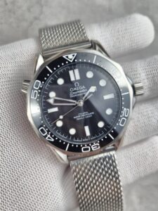 [국내배송]오메가 코액시얼 마스터 다이버300M 블랙