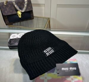 [국내배송]미우미우 케이블 비니