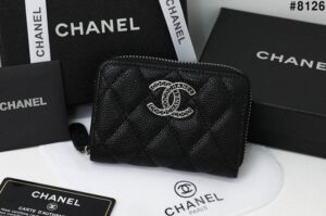 [국내배송]샤넬 CC 레터링 지퍼 캐비어 카드 지갑