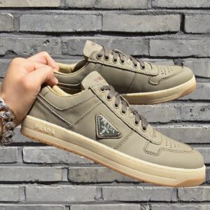 [국내배송]프라다 다운타운 가죽 스니커즈