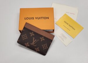 [국내배송]루이비통 포트 카트 카드지갑 M68095