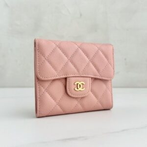 [국내배송]샤넬 클래식 캐비어 플랩 월릿 핑크 금장