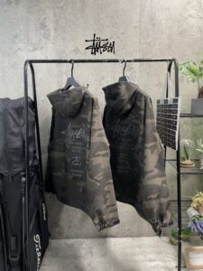 [국내배송]스투시 카모 윈드자켓